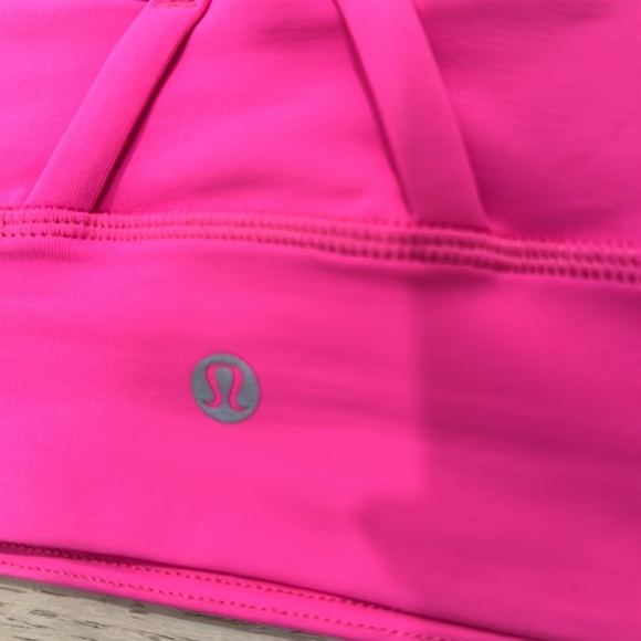 NOT AVAIL NWT LULULEMON energy bra long line size 4 - Picture 6 of 7